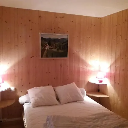 App F2 44 M² Au Rez-De-Chaussee 아파트