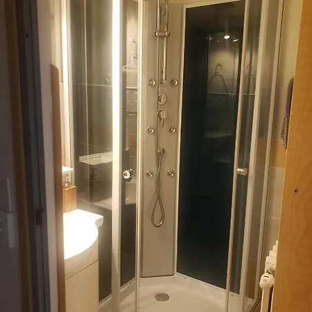 App F2 44 M² Au Rez-De-Chaussee 아파트